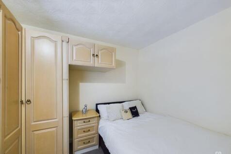 bed 4