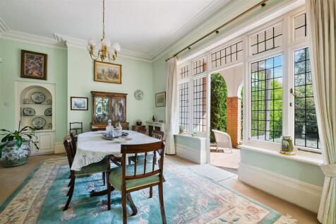 WALTON HEATH COTTAGE- (4).jpg