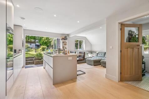 Norton Way South 117_019.jpg