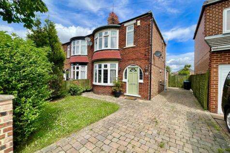 3 Bedroom Semi-Detached in TS5 8QF