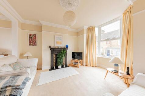 Living Room (1)