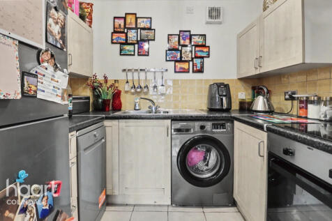 1 bed, 1 bath Flat in cardiff - Photo 5