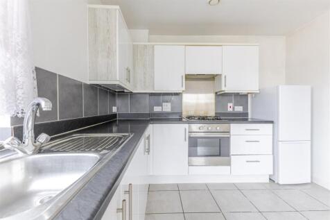 Kitchen 2.jpg