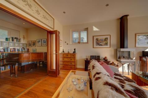 48a Worcester Rd (29