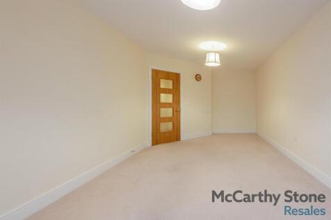 8673405-interior09.jpg