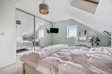 1364331-5-68e9433...