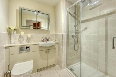 14 Clock Gardens-13.jpg