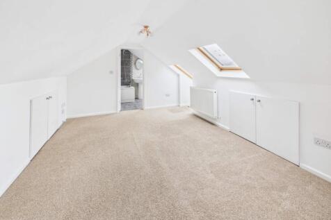 Bedroom 1 with En Suite Bathroom