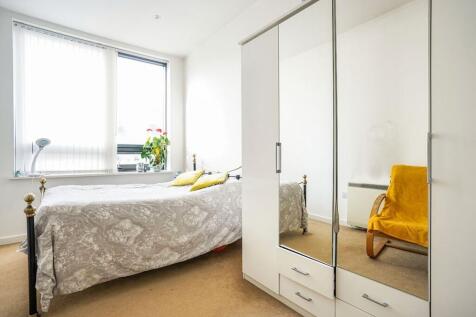 Lounge/Kitchen