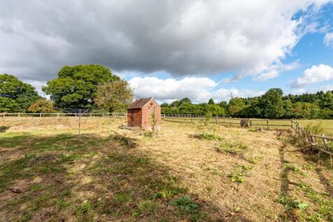 Leper House-external-04.jpg