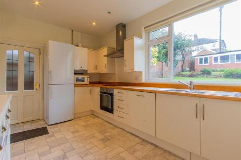 Lake Road West 101-5.jpg