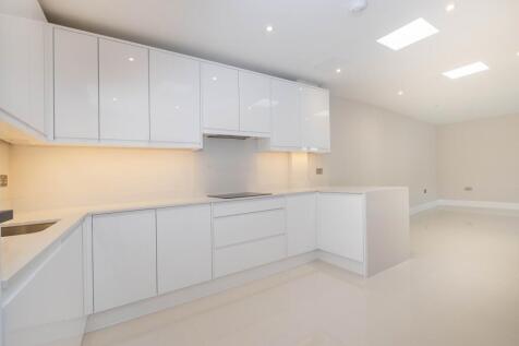 1-207-merton-road...