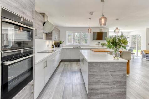 5a Ormes Lane-May25-kitchen4.jpg