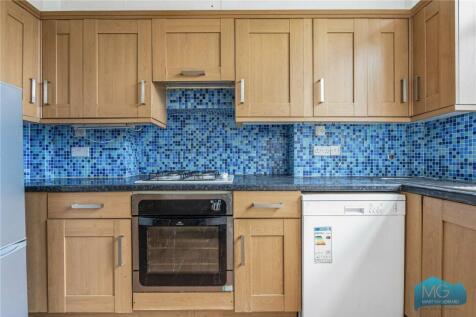 3 bed, 1 bath Semi-Detached in bristol - Photo 18