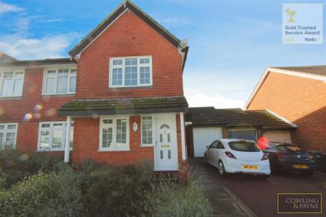 2 Bedroom Flat in SS13 2NT