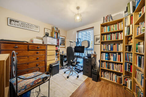 1377057-7-690e12e...