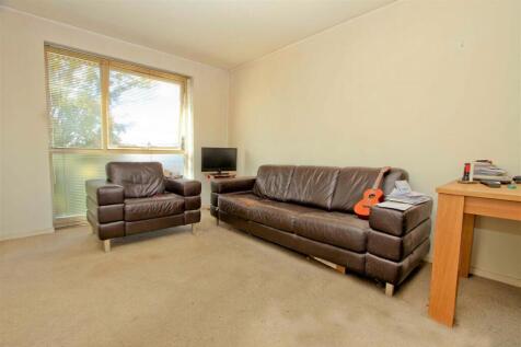 Living room.JPG