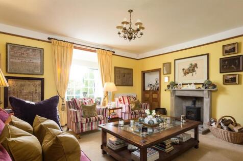 Drawing room at Rymers Mill.jpg