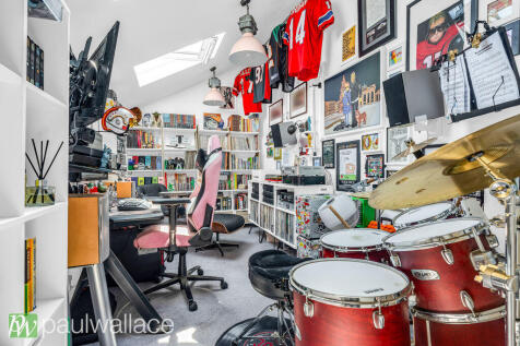 Home Office / Bedroom