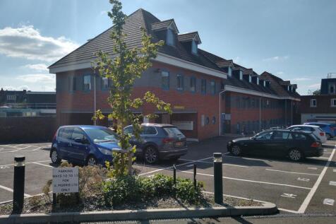 Manor House_rear Broadstone.jpg