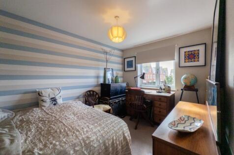 20250922125216 - 2025-09-22_12-52-16 - 5 Marine Pa