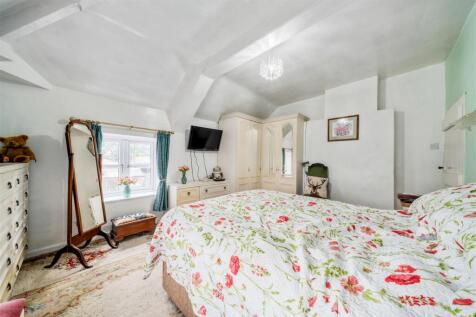 Hall Farm Alfreton-15.jpg