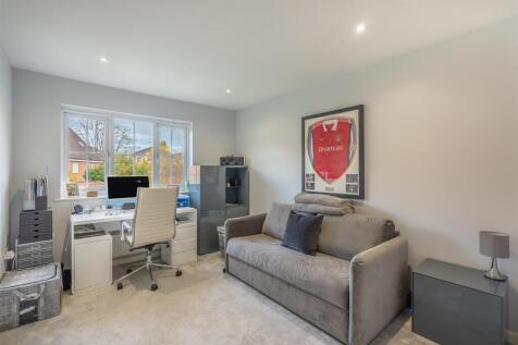 Brook Farm Close-3.jpg