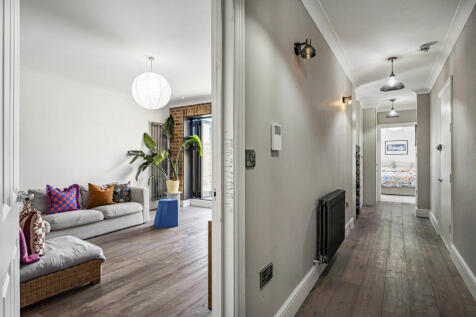 Hall/Reception