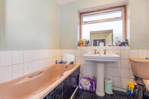 Bathroom-1.jpg
