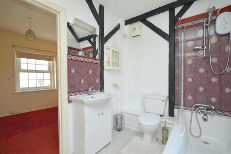 resizedBathroom.jpg