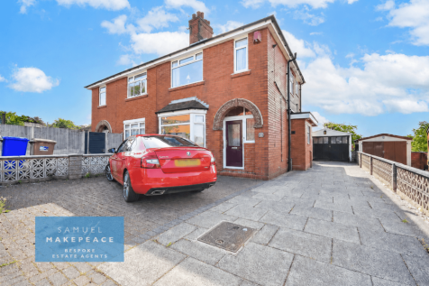 Two Bedroom Semi-Detached Property with Detached