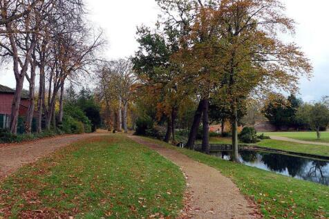 Valentines Park.jpeg