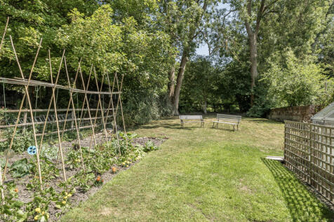 1312447166854456b4b1f8