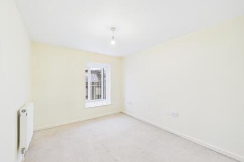 CAM01721G0-PR0107-STILL008