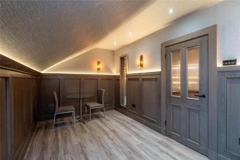 6 bed, 4 bath End of Terrace in Glasgow - Photo 28