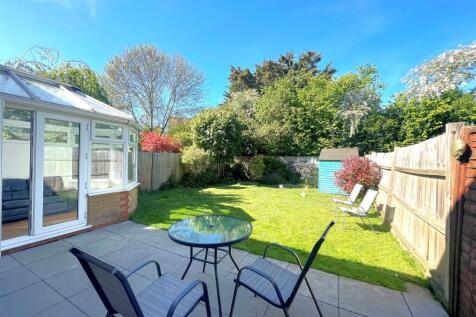 Hedgerows Rear Garden 1.jpg