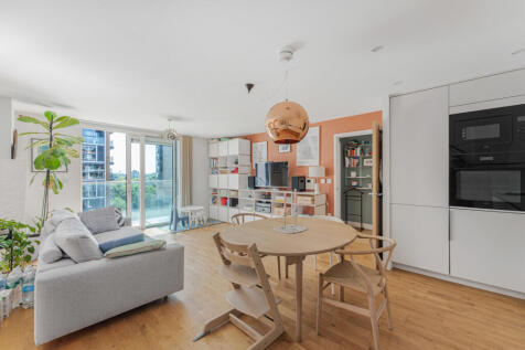 Reception/Kitchen