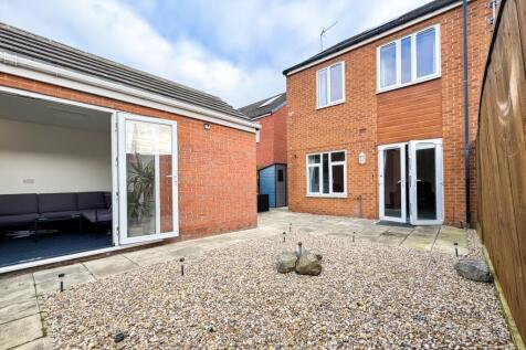 Harrington EweMove Redcar-24