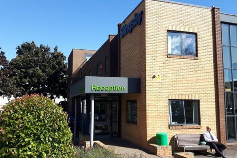 Office to rent in shipley