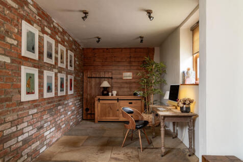 282689 - Ginmill Barn 32.jpg