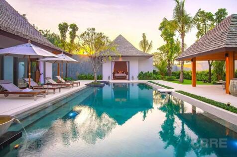 4 Bedroom pool villa
