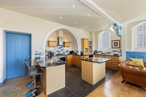 Property Image 8