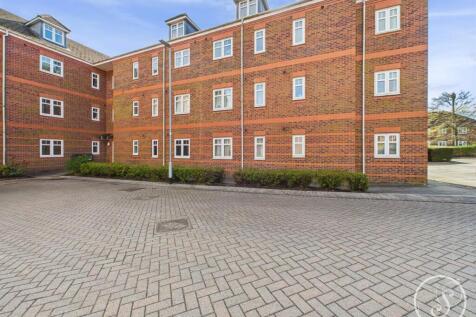 *** 2 DOUBLE BEDROOMS *** OPEN PLAN LIVING SPACE *** Stoneacre Properties are delighted to be able to offer for sale this well presented first floor apartment, located in the very popular and sought a