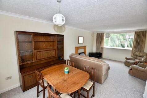 Living & Dining Room