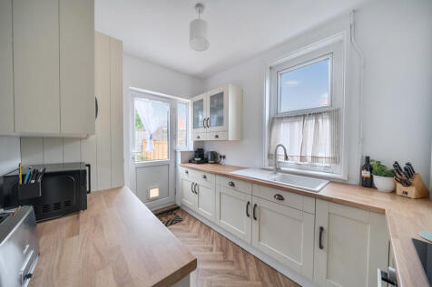 1387991-12-6942a8...