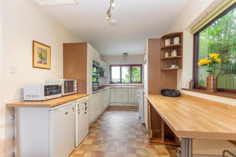 Kitchen-3.jpg