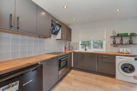 KITCHEN, DINER AND LIVING ROOM