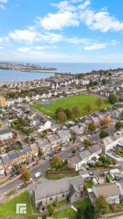 dji_2025100110560...