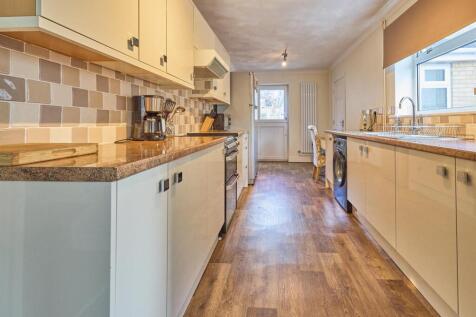 Refitted Breakfast Kitchen to Rear