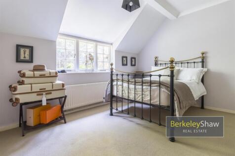 Sycamore Avenue Crosby L23